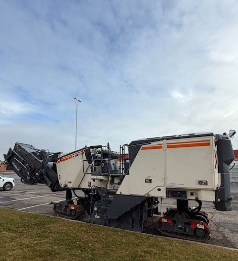 Wirtgen W 200 Fi - قشاطة أسفلت: صورة 2 Wirtgen W 200 Fi - قشاطة أسفلت: صورة 2