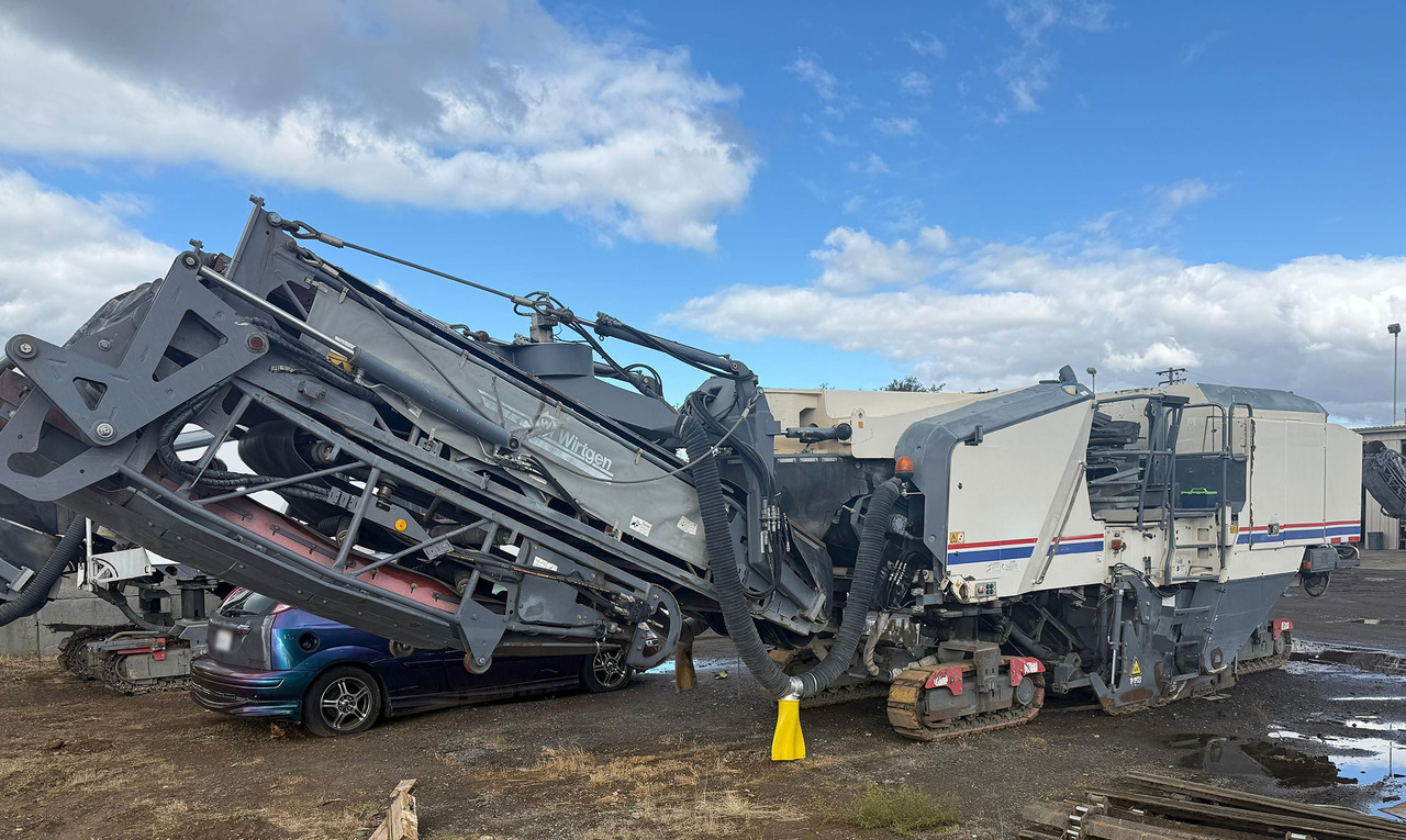 Wirtgen W 200 I - قشاطة أسفلت: صورة 2 Wirtgen W 200 I - قشاطة أسفلت: صورة 2