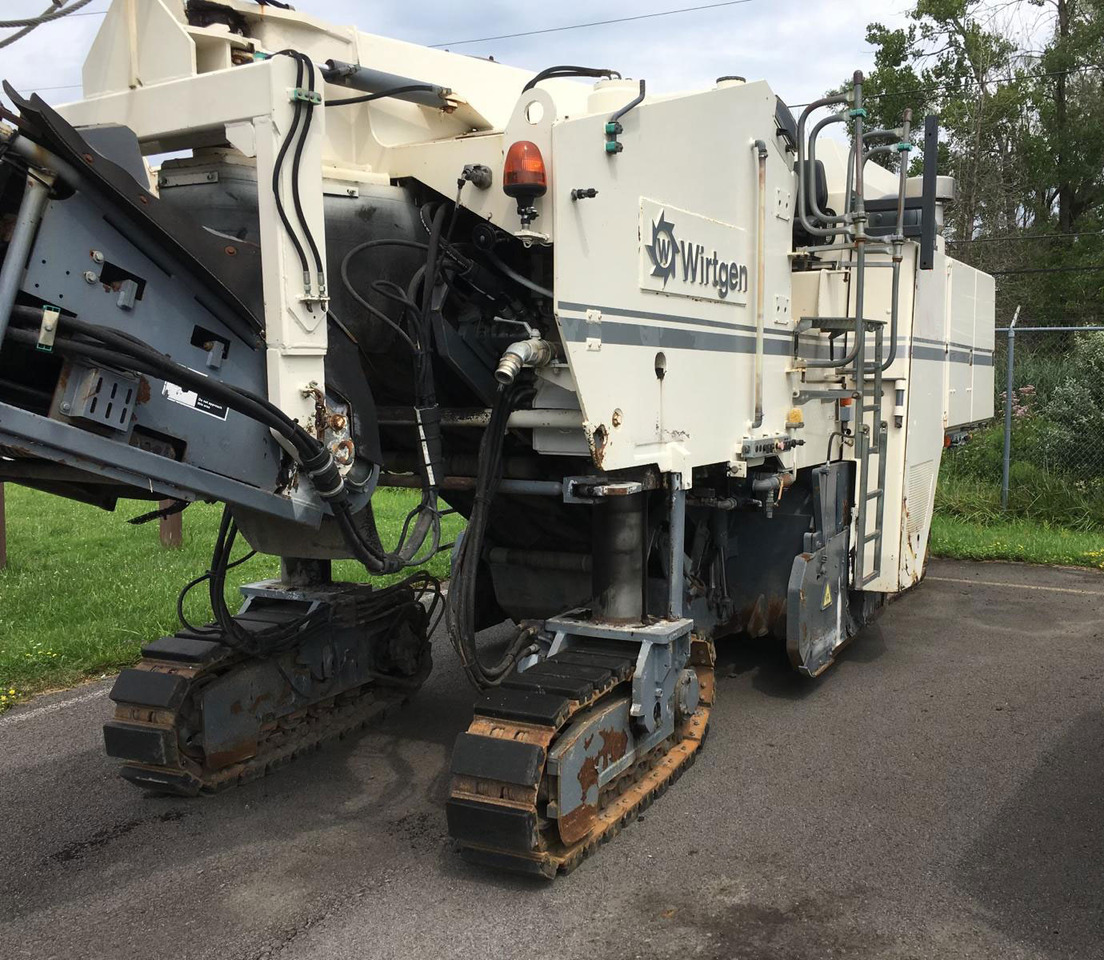 Wirtgen W 2000 - قشاطة أسفلت: صورة 1 Wirtgen W 2000 - قشاطة أسفلت: صورة 1