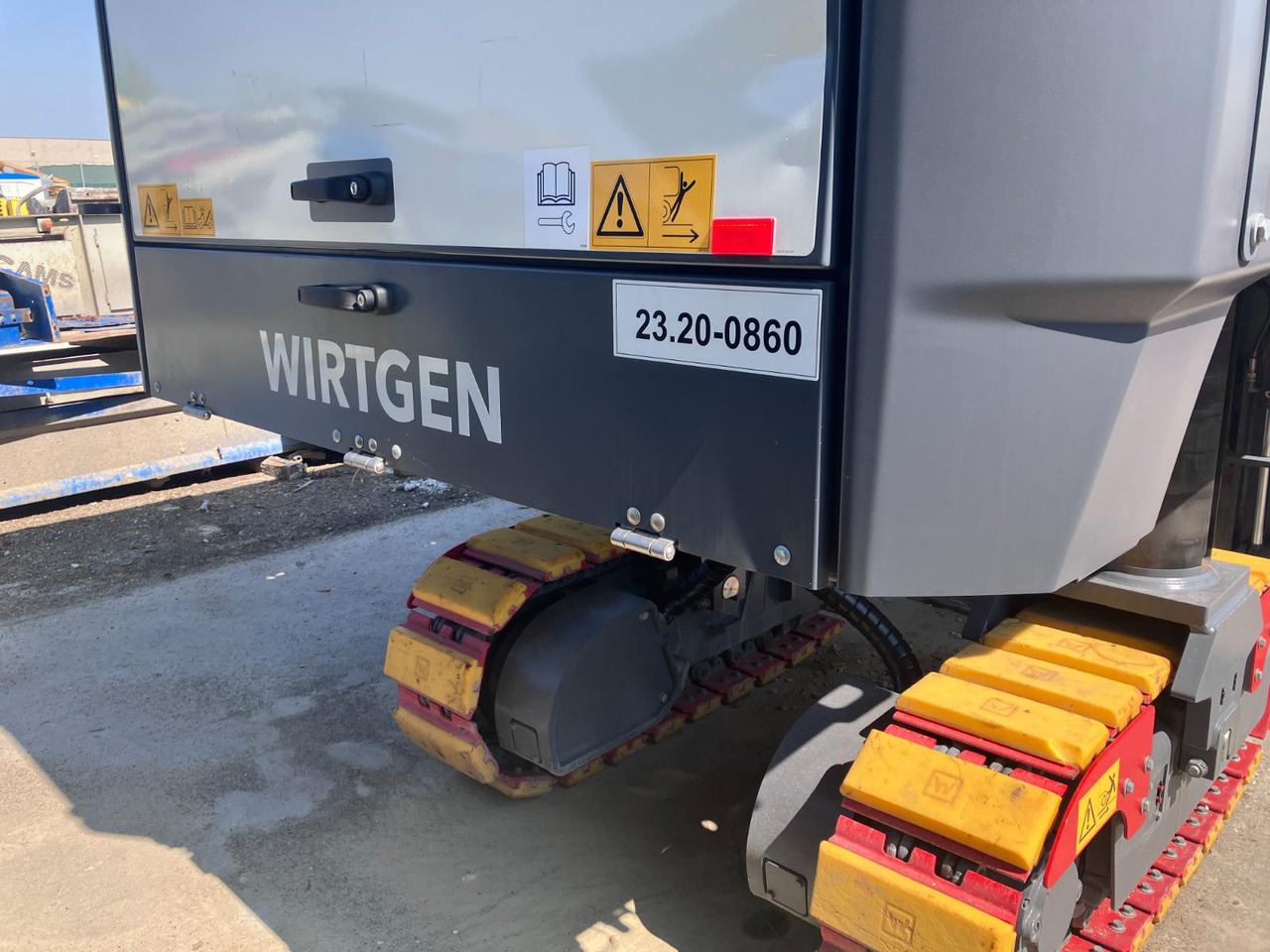 قشاطة أسفلت Wirtgen W 210 FI: صورة 7