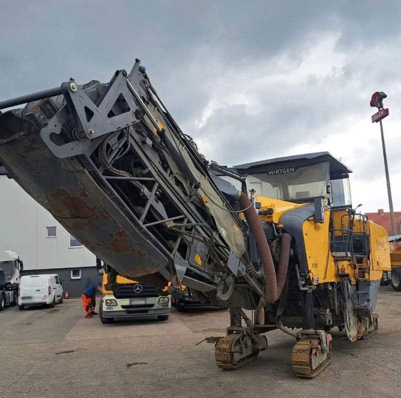 Wirtgen W 210 i - قشاطة أسفلت: صورة 3 Wirtgen W 210 i - قشاطة أسفلت: صورة 3