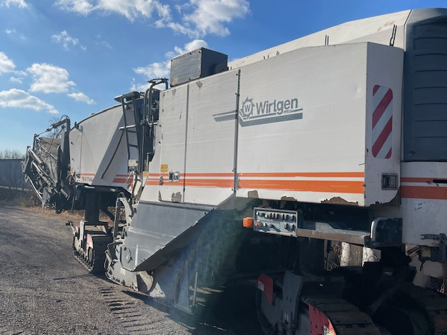 Wirtgen W 220 - قشاطة أسفلت: صورة 4 Wirtgen W 220 - قشاطة أسفلت: صورة 4