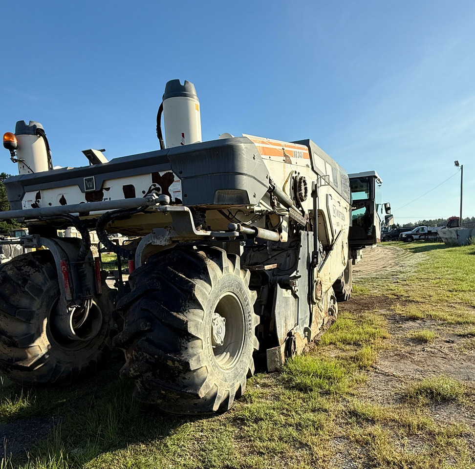 مثبت التربة Wirtgen WR 240 I: صورة 6