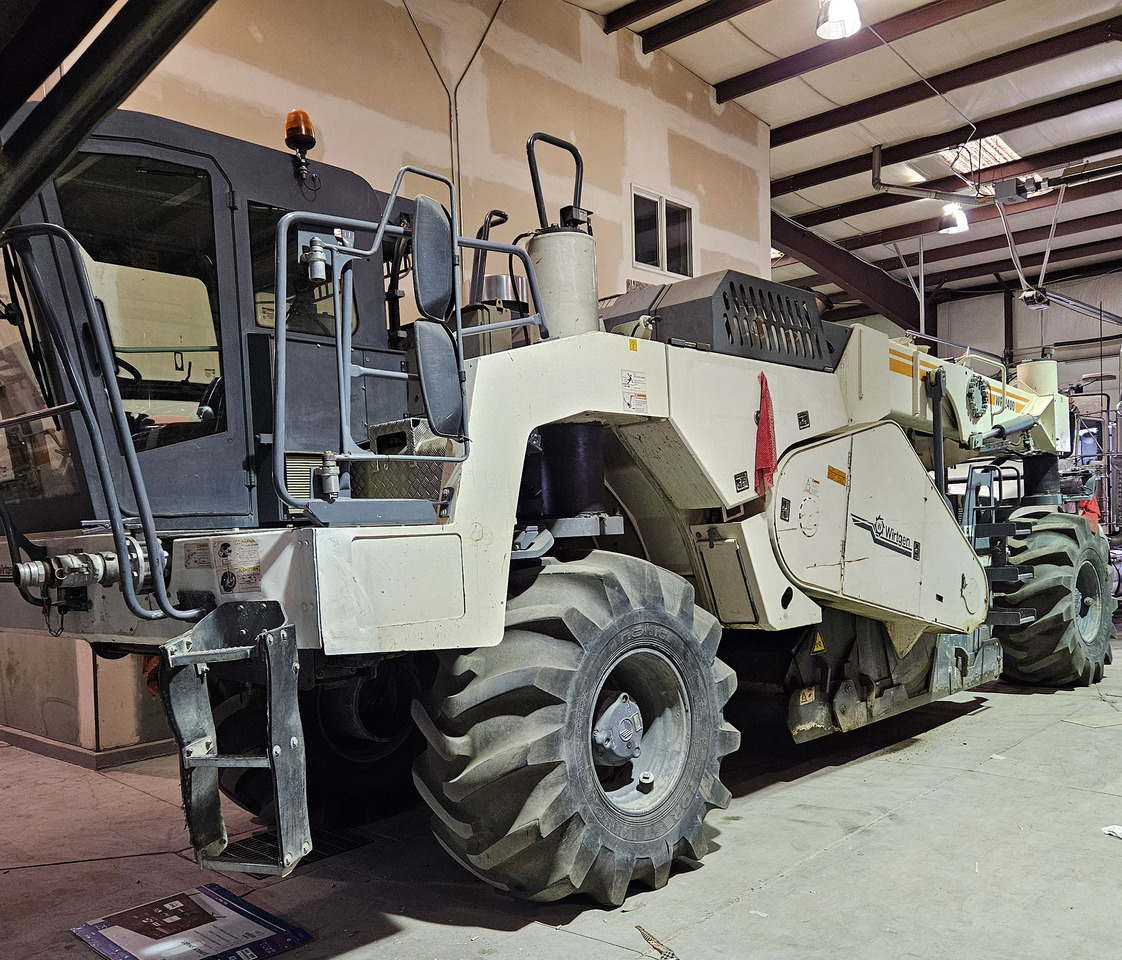 Wirtgen WR 2400 - مثبت التربة: صورة 3 Wirtgen WR 2400 - مثبت التربة: صورة 3