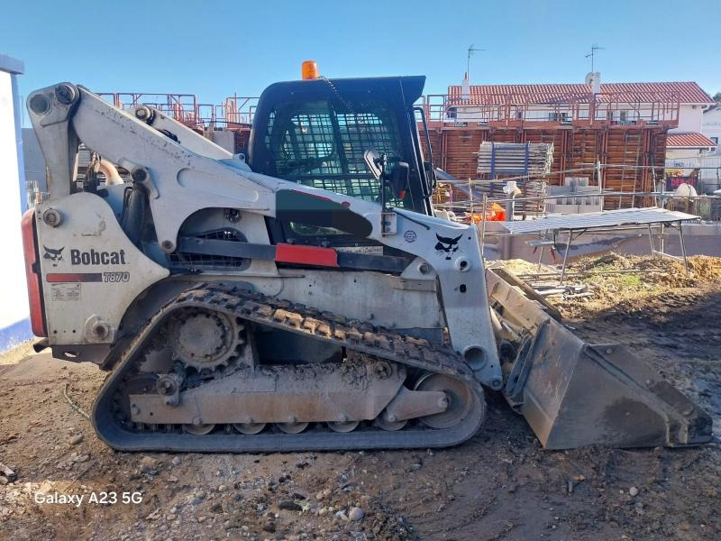 BOBCAT T870 T870 - اللودر المجنزر صغير: صورة 4 BOBCAT T870 T870 - اللودر المجنزر صغير: صورة 4