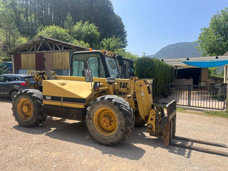 Caterpillar th62 - رافعة تلسكوبية: صورة 1 Caterpillar th62 - رافعة تلسكوبية: صورة 1