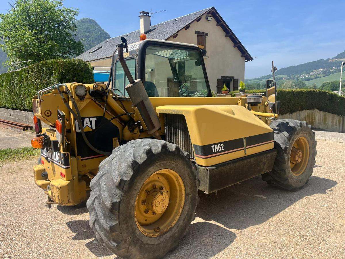Caterpillar th62 - رافعة تلسكوبية: صورة 2 Caterpillar th62 - رافعة تلسكوبية: صورة 2