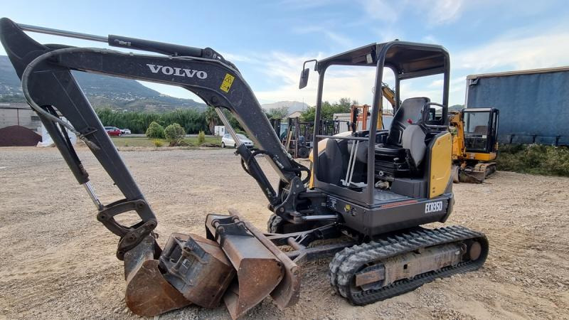 Volvo ECR35D - حفارة مُصَّغرة: صورة 4 Volvo ECR35D - حفارة مُصَّغرة: صورة 4