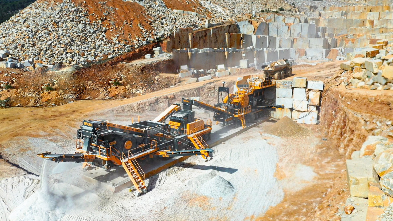 FABO MCK-110 MOBILE CRUSHING & SCREENING PLANT - كسارة متحركه: صورة 3 FABO MCK-110 MOBILE CRUSHING & SCREENING PLANT - كسارة متحركه: صورة 3