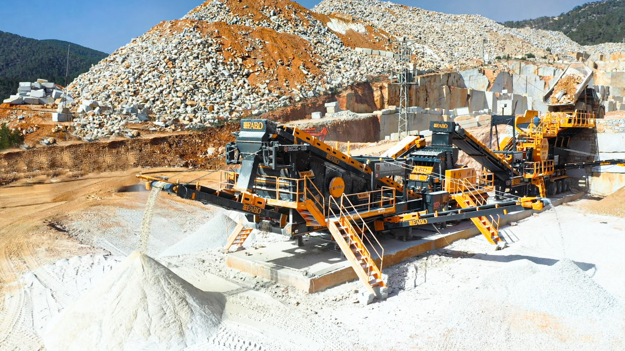 FABO MCK-110 MOBILE CRUSHING & SCREENING PLANT - كسارة متحركه: صورة 2 FABO MCK-110 MOBILE CRUSHING & SCREENING PLANT - كسارة متحركه: صورة 2