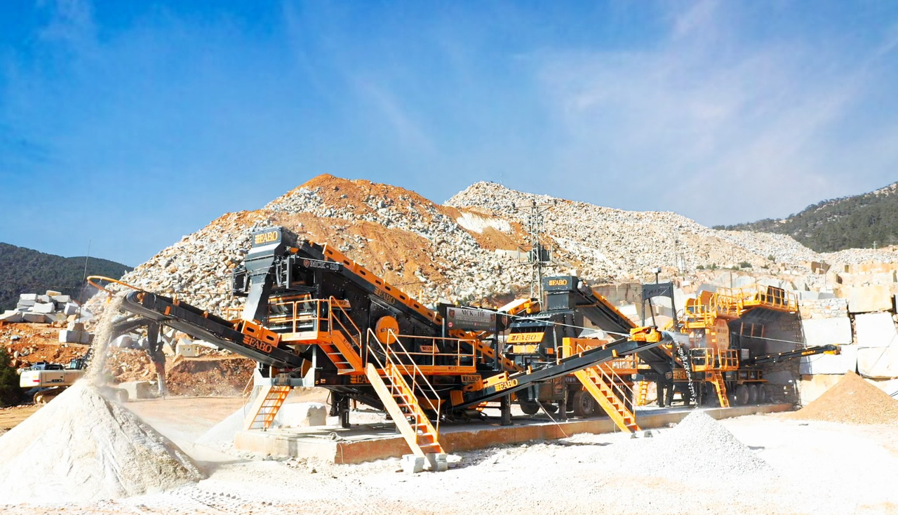 FABO Mobile crusher - كسارة متحركه: صورة 1 FABO Mobile crusher - كسارة متحركه: صورة 1