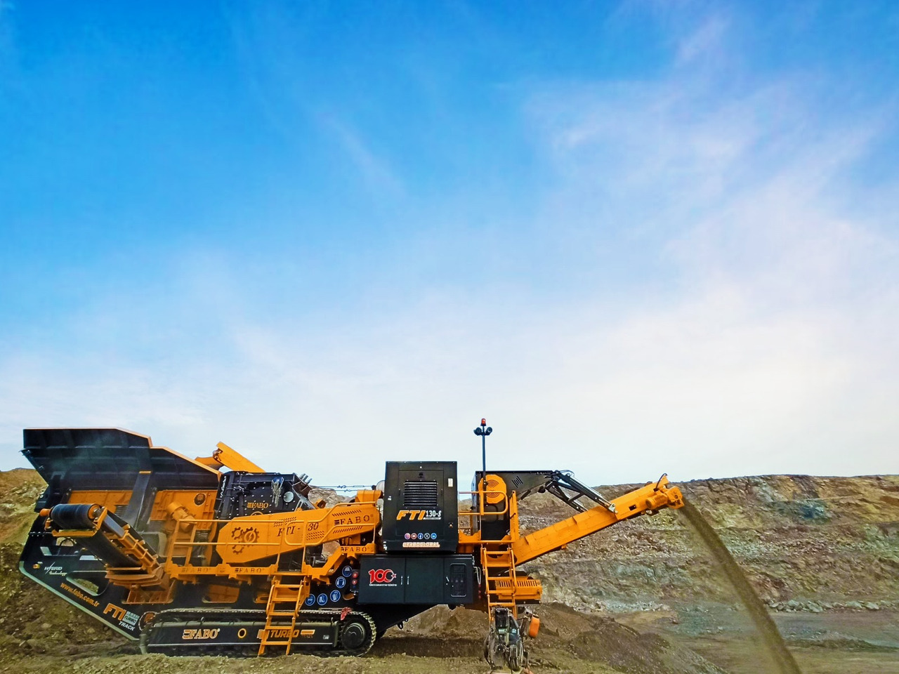 FABO Mobile crusher - كسارة متحركه: صورة 4 FABO Mobile crusher - كسارة متحركه: صورة 4