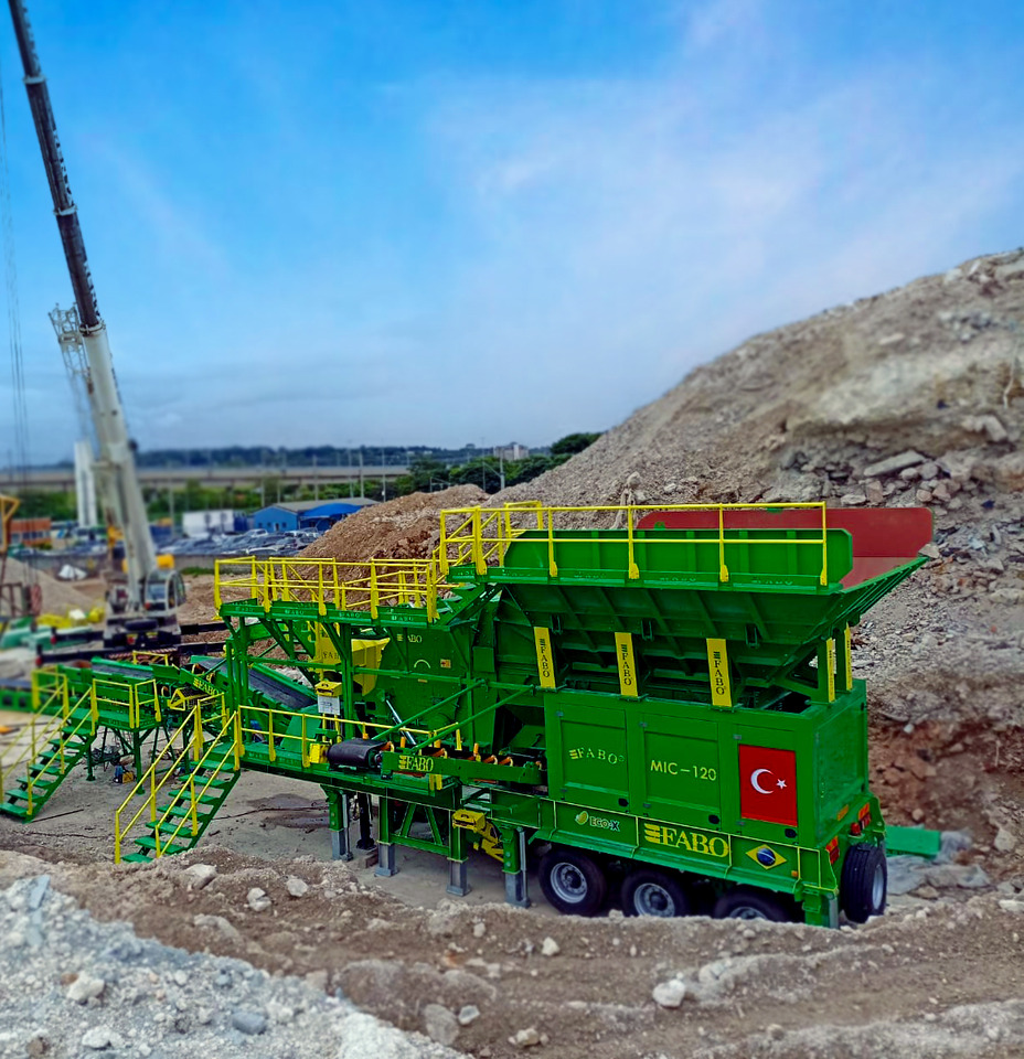 FABO Mobile crusher - كسارة متحركه: صورة 3 FABO Mobile crusher - كسارة متحركه: صورة 3
