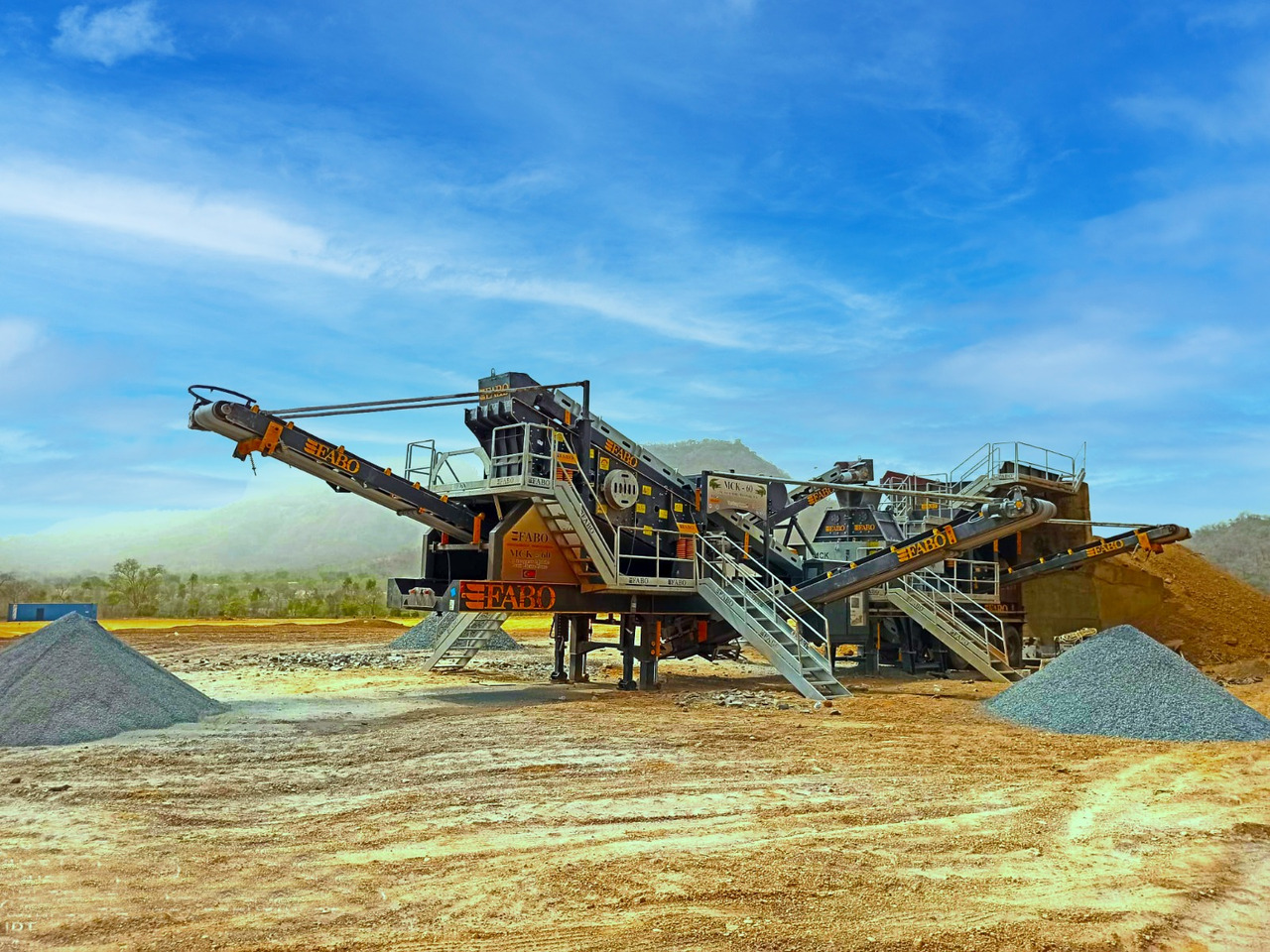 FABO Mobile crusher - كسارة متحركه: صورة 3 FABO Mobile crusher - كسارة متحركه: صورة 3