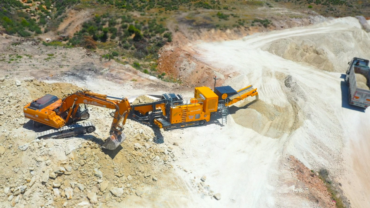 جديدة كسارة متحركه FABO Mobile crusher: صورة 7