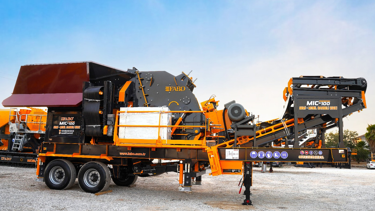 FABO Mobile crusher - كسارة متحركه: صورة 1 FABO Mobile crusher - كسارة متحركه: صورة 1