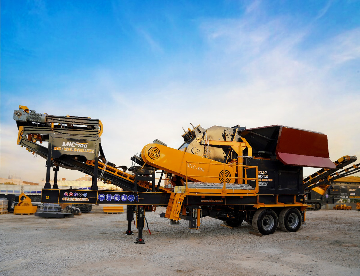 FABO Mobile crusher - كسارة متحركه: صورة 2 FABO Mobile crusher - كسارة متحركه: صورة 2
