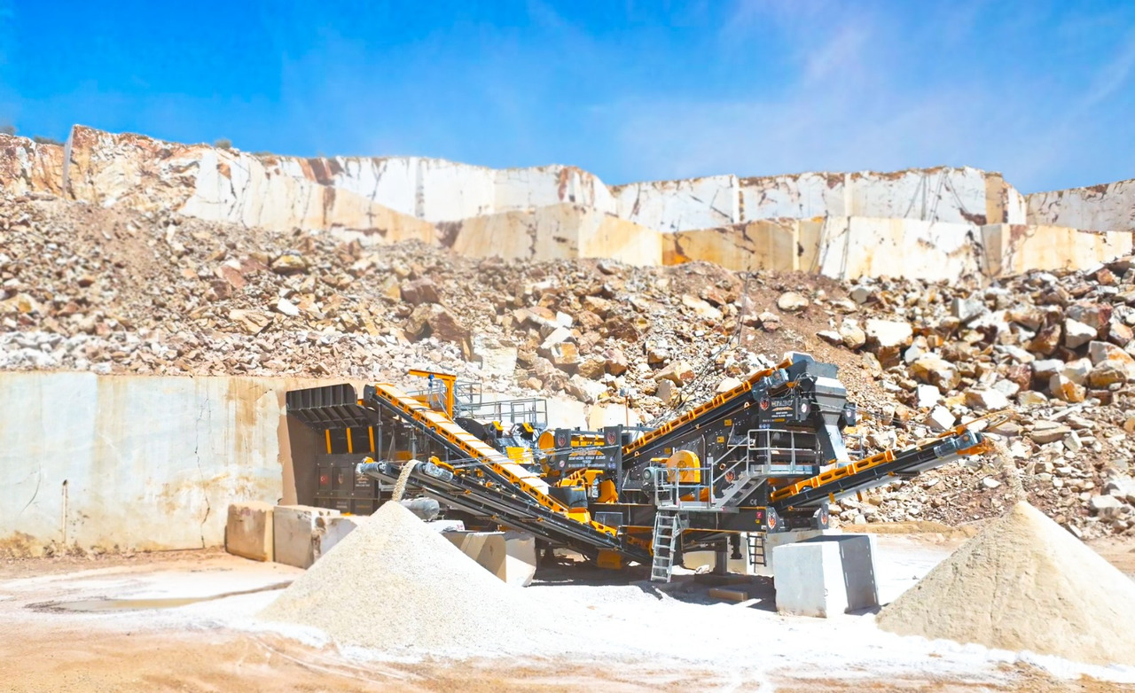 FABO Mobile crusher - كسارة متحركه: صورة 5 FABO Mobile crusher - كسارة متحركه: صورة 5