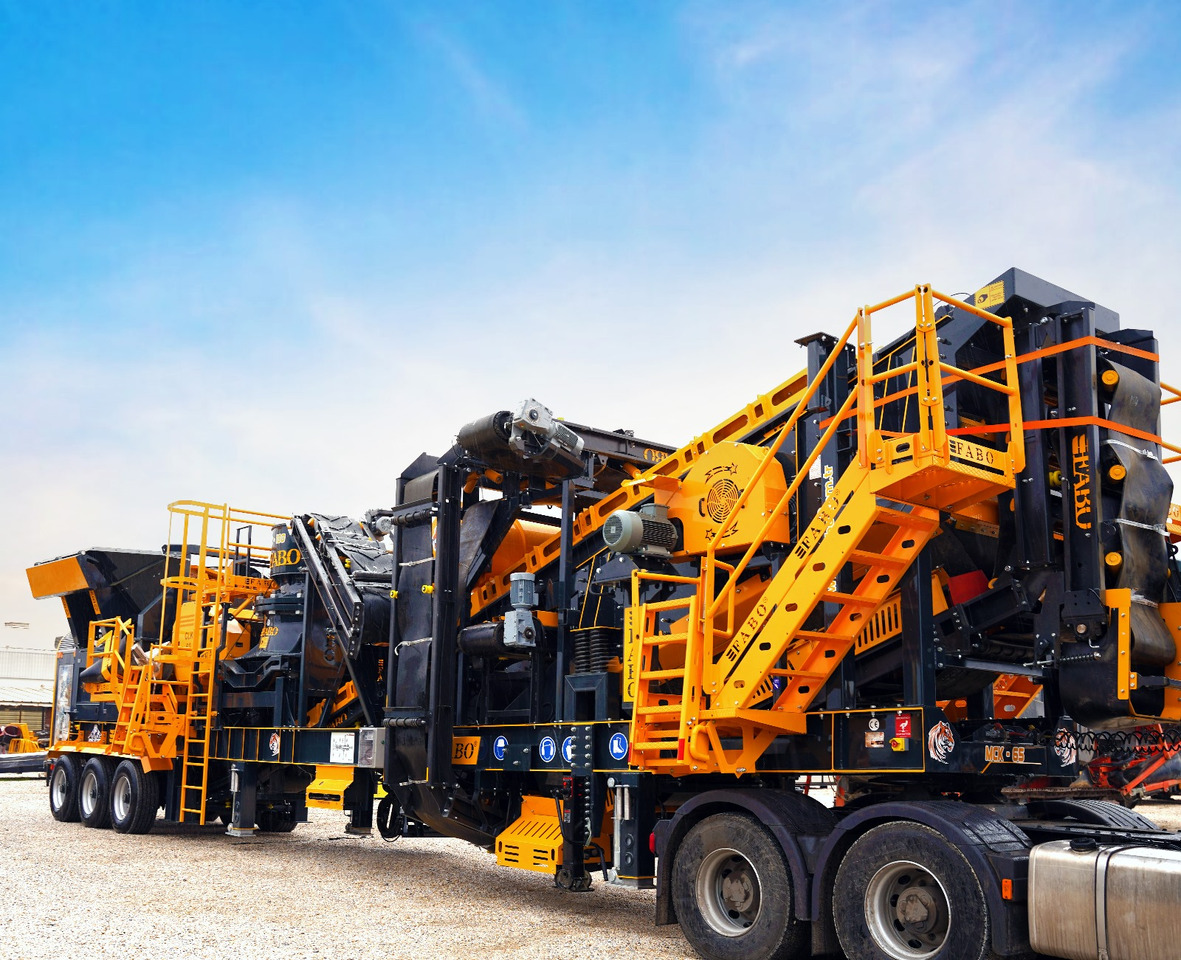 FABO Mobile crusher - كسارة متحركه: صورة 1 FABO Mobile crusher - كسارة متحركه: صورة 1
