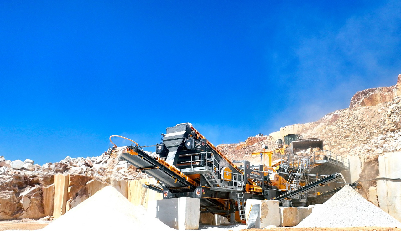 FABO Mobile crusher - كسارة متحركه: صورة 2 FABO Mobile crusher - كسارة متحركه: صورة 2