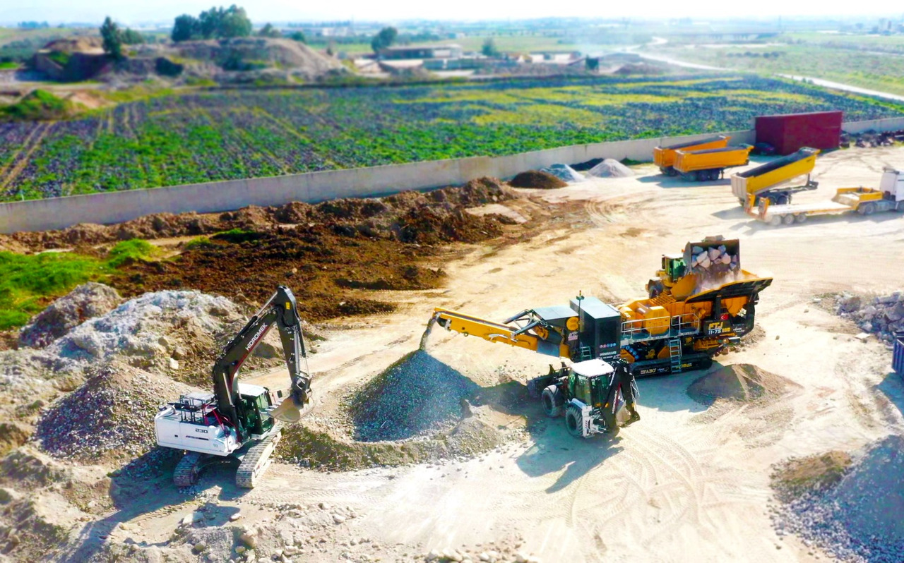 جديدة كسارة FABO crawler crusher: صورة 18