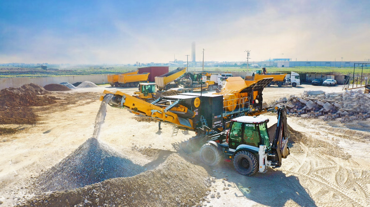 جديدة كسارة FABO crawler crusher: صورة 21
