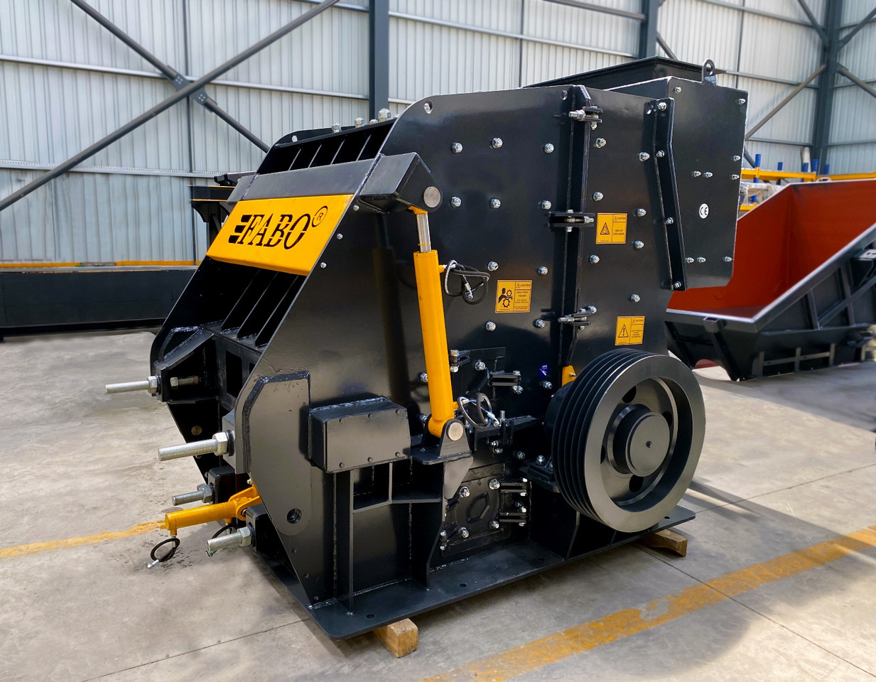 جديدة كسارة التصادمية FABO impact crusher: صورة 5