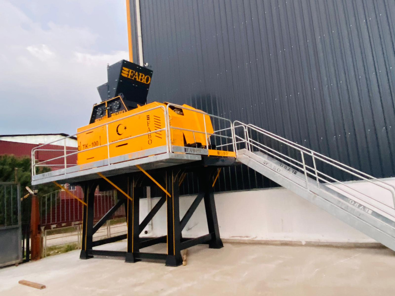 FABO impact crusher - كسارة التصادمية: صورة 1 FABO impact crusher - كسارة التصادمية: صورة 1