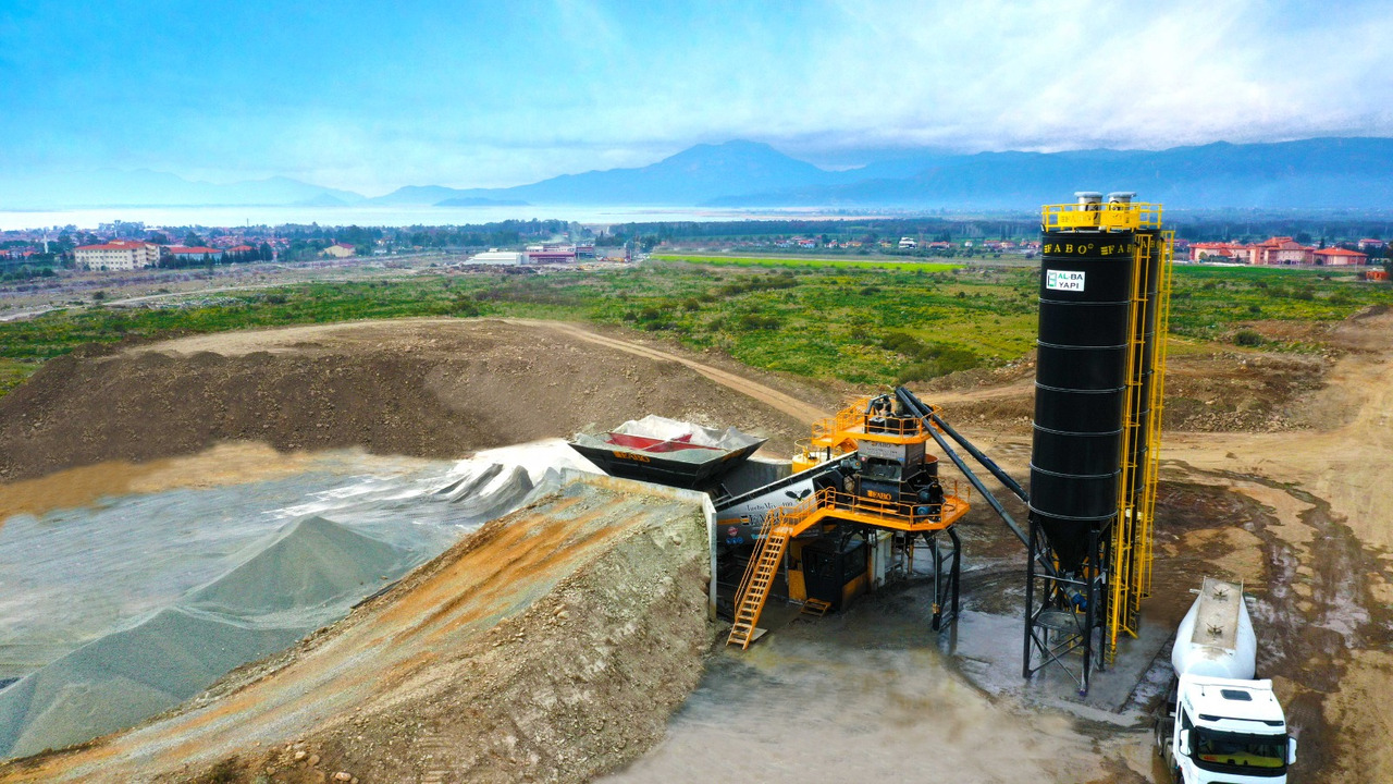 FABO mobile concrete batching plant - مصنع الخرسانة: صورة 2 FABO mobile concrete batching plant - مصنع الخرسانة: صورة 2