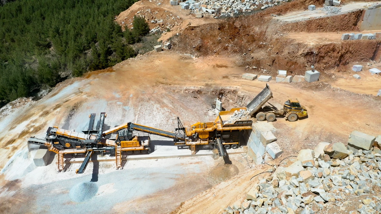 جديدة كسارة فكية FABO mobile jaw crusher: صورة 9