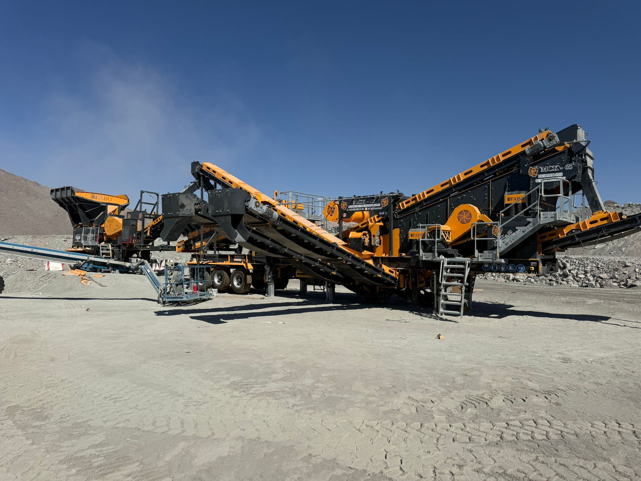 جديدة كسارة فكية FABO mobile jaw crusher: صورة 7 جديدة كسارة فكية FABO mobile jaw crusher: صورة 7