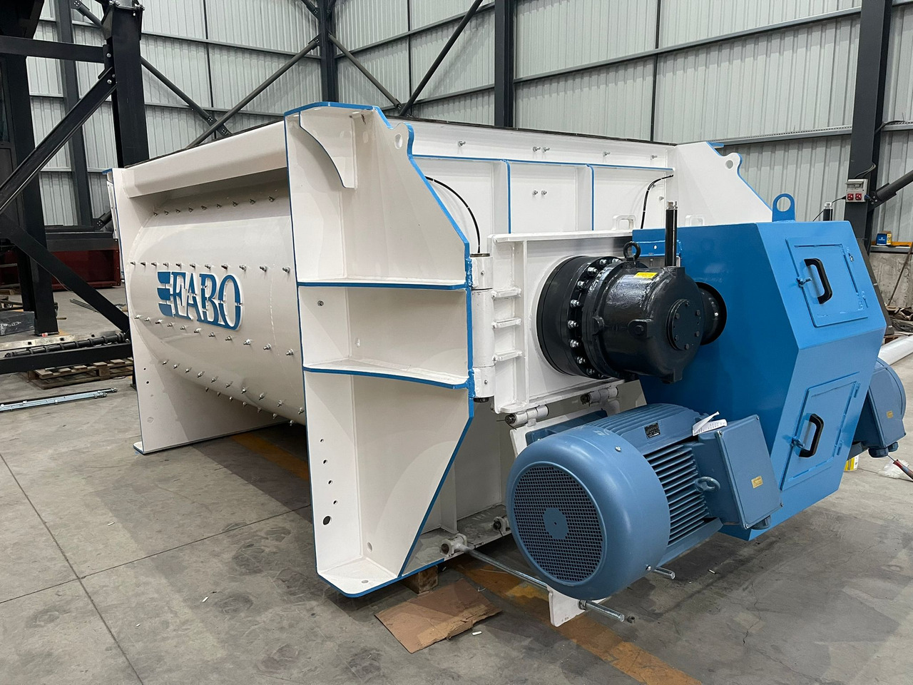 FABO twin shaft mixer - خلاطه اسمنت: صورة 2 FABO twin shaft mixer - خلاطه اسمنت: صورة 2