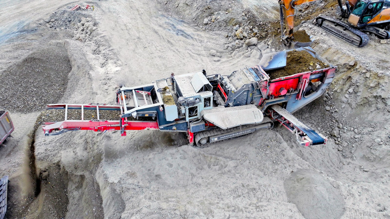 SANDVIK Mobile crusher - كسارة متحركه: صورة 3 SANDVIK Mobile crusher - كسارة متحركه: صورة 3