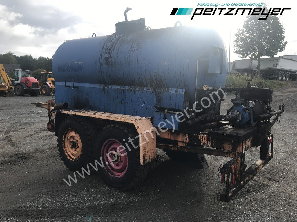 BATHE TANDEMANHÄNGER Bitum / Teerkocher 3,5 m³ Hatz Diesel-Motor 1 B 40 - موزع الأسفلت: صورة 2 BATHE TANDEMANHÄNGER Bitum / Teerkocher 3,5 m³ Hatz Diesel-Motor 1 B 40 - موزع الأسفلت: صورة 2