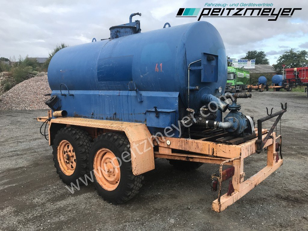 BATHE TANDEMANHÄNGER Bitum / Teerkocher 3,5 m³ Hatz Diesel-Motor 1 B 40 - موزع الأسفلت: صورة 2 BATHE TANDEMANHÄNGER Bitum / Teerkocher 3,5 m³ Hatz Diesel-Motor 1 B 40 - موزع الأسفلت: صورة 2