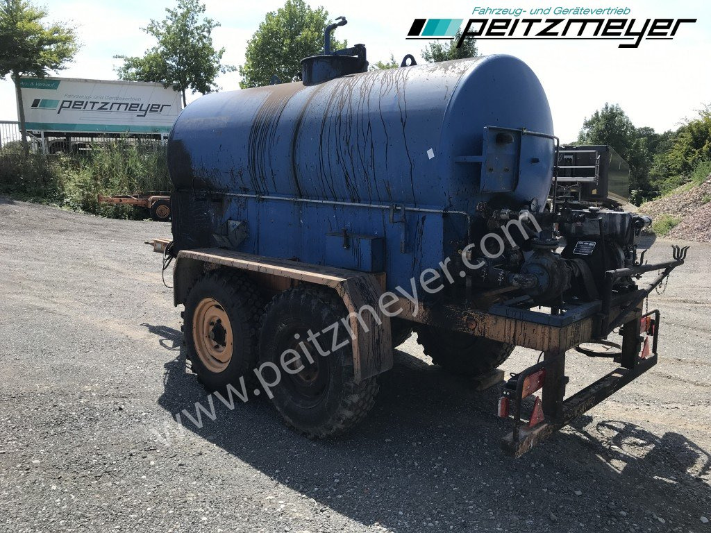 BATHE TANDEMANHÄNGER Bitum / Teerkocher 3,5 m³ Hatz Diesel-Motor 1 B 40 - موزع الأسفلت: صورة 2 BATHE TANDEMANHÄNGER Bitum / Teerkocher 3,5 m³ Hatz Diesel-Motor 1 B 40 - موزع الأسفلت: صورة 2