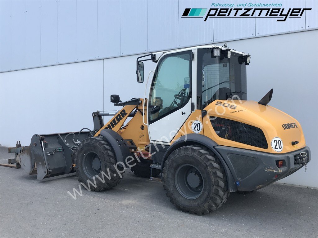 LIEBHERR Radlader L 508 C 4in1 Schaufel + Palettengabel - اللودر بعجل: صورة 4 LIEBHERR Radlader L 508 C 4in1 Schaufel + Palettengabel - اللودر بعجل: صورة 4