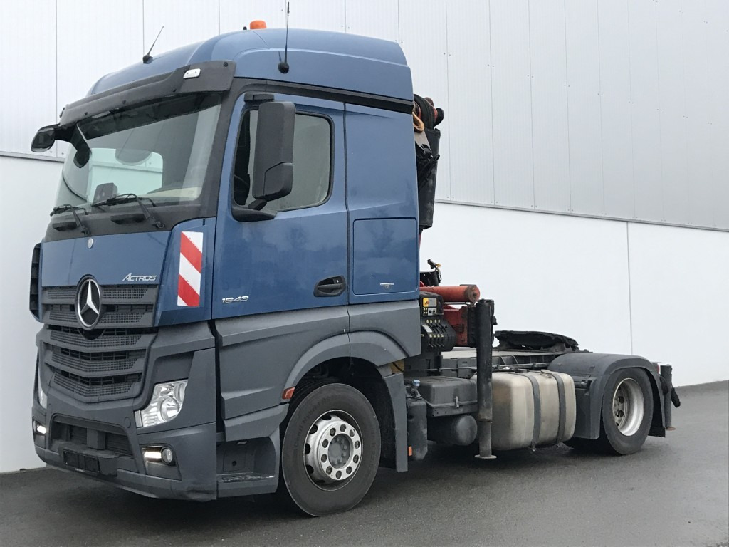 MERCEDES-BENZ Actros 1843 LS Kran Palfinger PK 23002 4 Punkt Abstützung - وحدة جر: صورة 2 MERCEDES-BENZ Actros 1843 LS Kran Palfinger PK 23002 4 Punkt Abstützung - وحدة جر: صورة 2