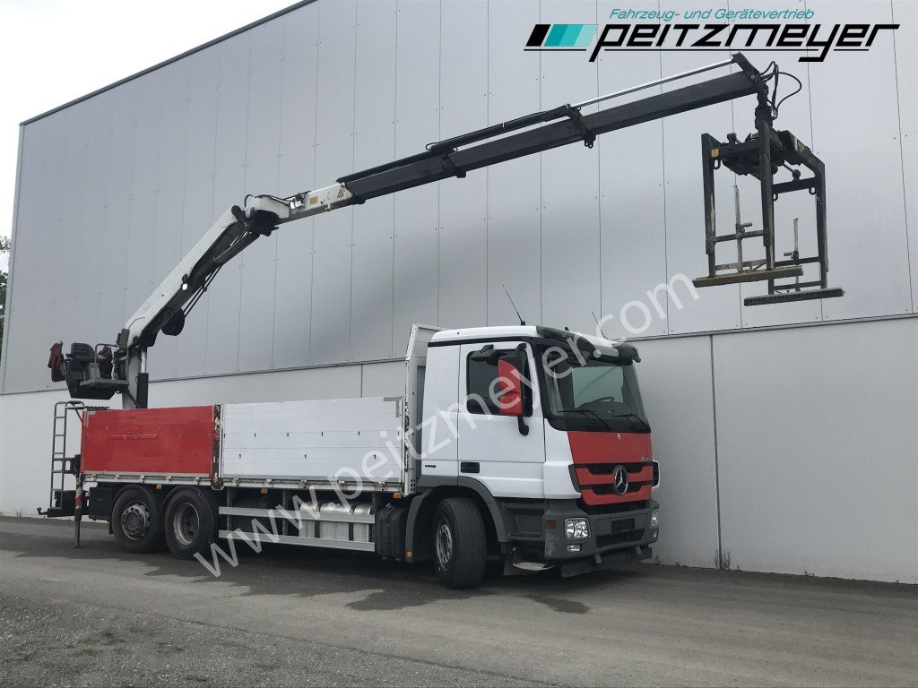 MERCEDES-BENZ Actros 2536 LL Pritsche HMF Heckkran m. Zange Baustoff - شاحنات مسطحة, شاحنة كرين: صورة 2 MERCEDES-BENZ Actros 2536 LL Pritsche HMF Heckkran m. Zange Baustoff - شاحنات مسطحة, شاحنة كرين: صورة 2