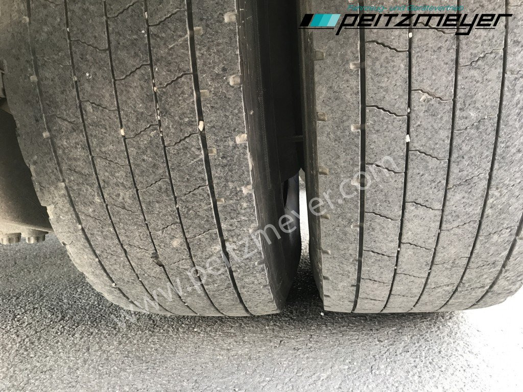 شاحنات مسطحة, شاحنة كرين MERCEDES-BENZ Antos 2536 LL Pritsche HMF 2110-L5 5 fach Ausschub mit Steinzange: صورة 37