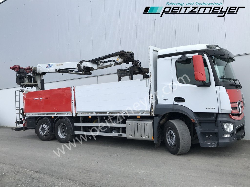 MERCEDES-BENZ Antos 2536 LL Pritsche HMF 2110-L5 5 fach Ausschub mit Steinzange - شاحنات مسطحة, شاحنة كرين: صورة 2 MERCEDES-BENZ Antos 2536 LL Pritsche HMF 2110-L5 5 fach Ausschub mit Steinzange - شاحنات مسطحة, شاحنة كرين: صورة 2