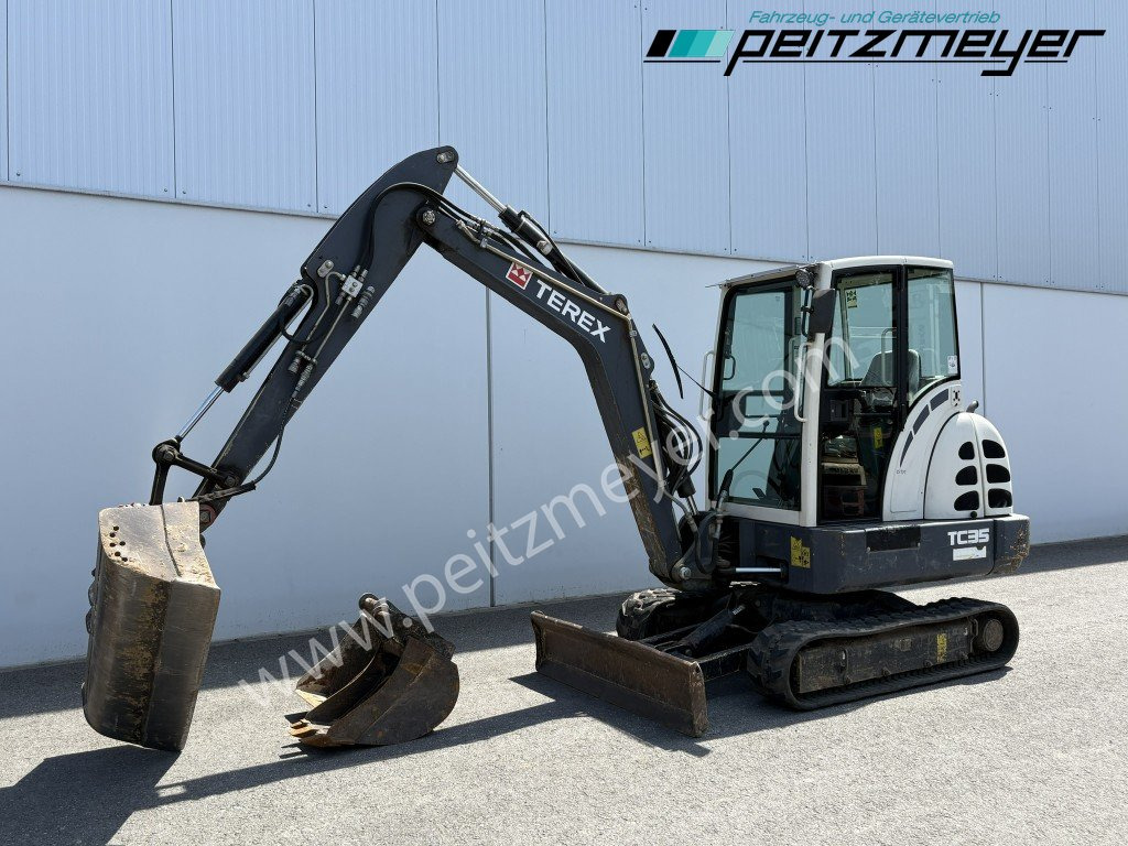 TEREX MINIBAGGER TC 35 mit hydr. Schwenklöffel 1.300 mm - حفارة مُصَّغرة: صورة 1 TEREX MINIBAGGER TC 35 mit hydr. Schwenklöffel 1.300 mm - حفارة مُصَّغرة: صورة 1