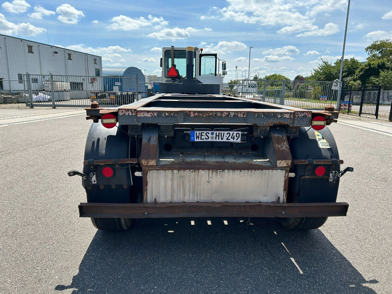 Mafa 2 x in stock 20 ft tipping chassis / disc brakes / lifting axle / alcoa wheels - نصف مقطورة لنقل الحاويات: صورة 4 Mafa 2 x in stock 20 ft tipping chassis / disc brakes / lifting axle / alcoa wheels - نصف مقطورة لنقل الحاويات: صورة 4