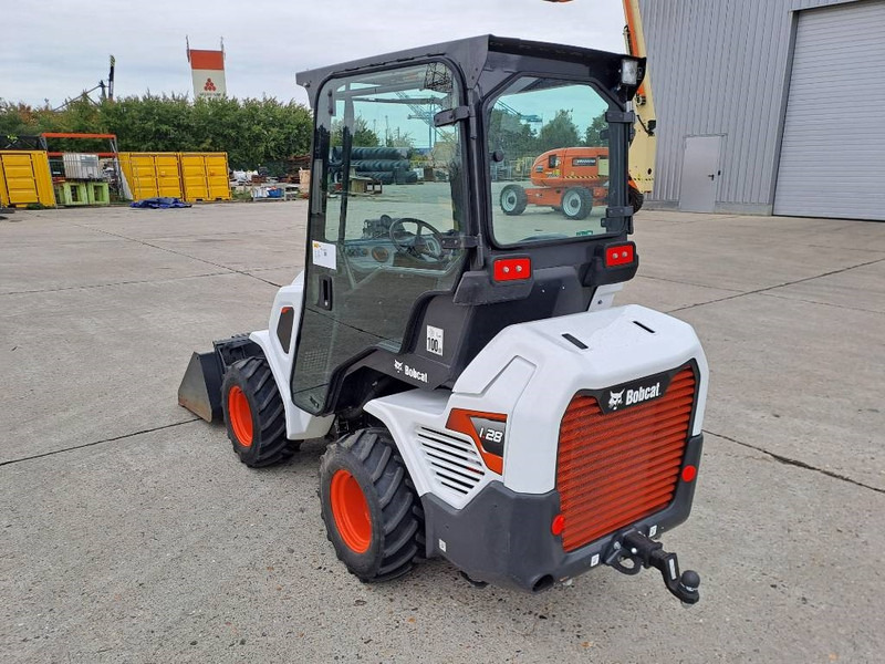 Bobcat L28 - اللودر بعجل: صورة 2 Bobcat L28 - اللودر بعجل: صورة 2