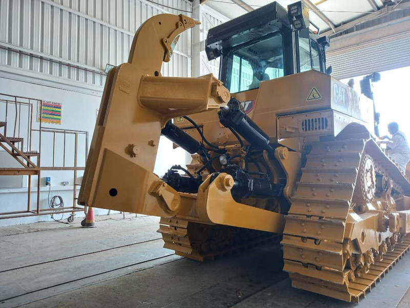 Cat D8T (Jebel Ali) - جرافة: صورة 5 Cat D8T (Jebel Ali) - جرافة: صورة 5