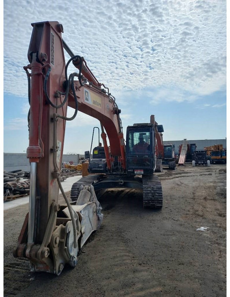 Hitachi ZX220LC (Abu Dhabi) - حفار زحاف: صورة 5 Hitachi ZX220LC (Abu Dhabi) - حفار زحاف: صورة 5