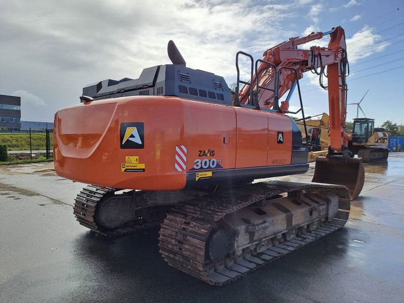 Hitachi ZX300LC-6 - حفار زحاف: صورة 4 Hitachi ZX300LC-6 - حفار زحاف: صورة 4