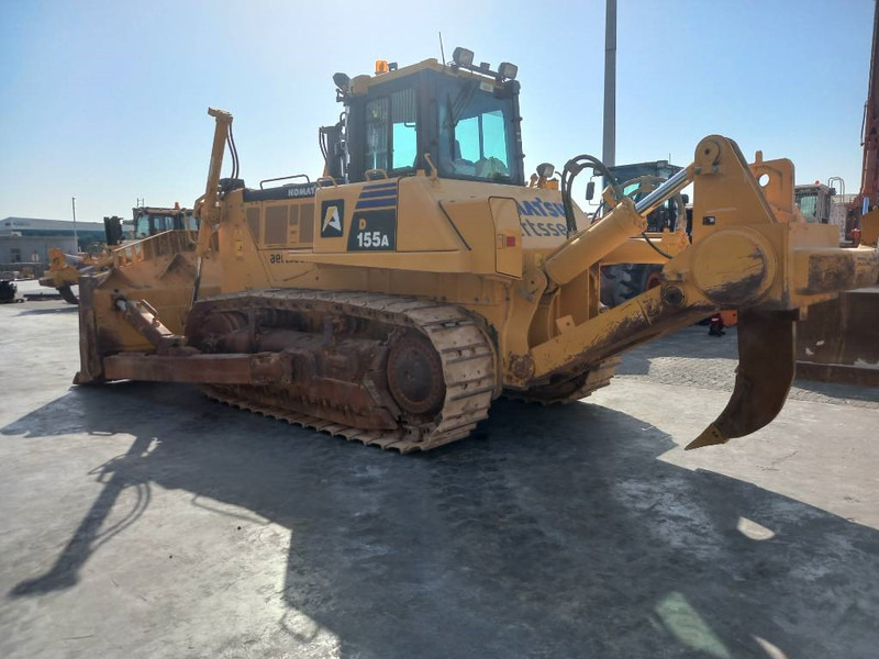 Komatsu D155-6R (4 pieces available in Abu Dhabi) - جرافة: صورة 2 Komatsu D155-6R (4 pieces available in Abu Dhabi) - جرافة: صورة 2