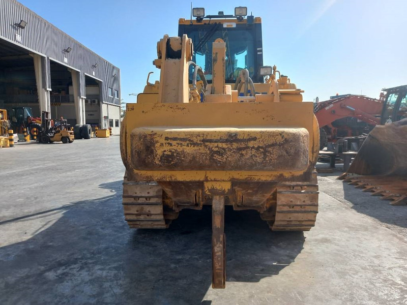Komatsu D155-6R (4 pieces available in Abu Dhabi) - جرافة: صورة 3 Komatsu D155-6R (4 pieces available in Abu Dhabi) - جرافة: صورة 3