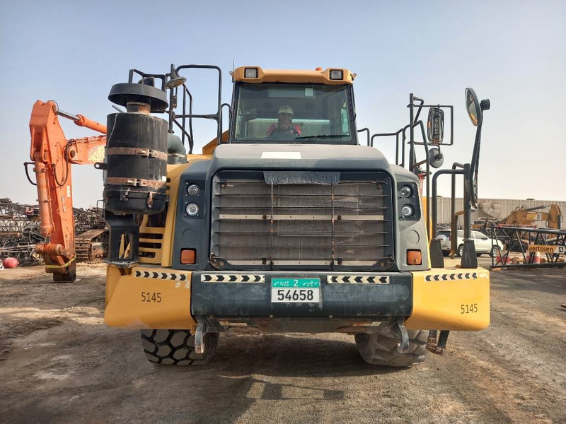 Komatsu HM400-3R (4 pcs available in Abu Dhabi) - شاحنة قلاب مفصلية: صورة 5 Komatsu HM400-3R (4 pcs available in Abu Dhabi) - شاحنة قلاب مفصلية: صورة 5